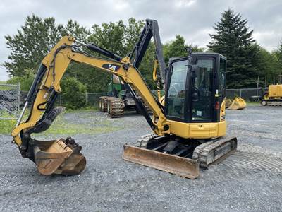 Caterpillar 303.5 Mini Excavator