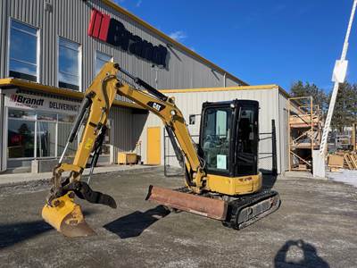 Caterpillar 303.5E2 Mini Hydraulic Excavator