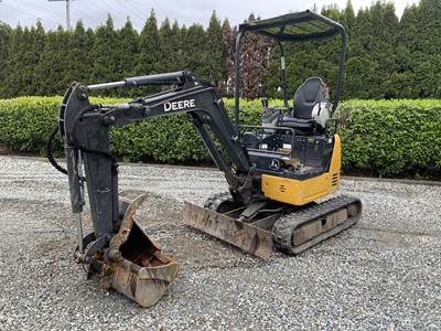 John Deere 17G Mini Excavator