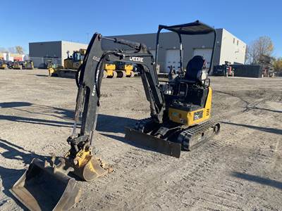 John Deere 17G Mini Excavator