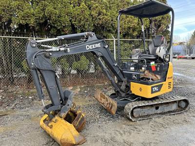 John Deere 17G Mini Excavator