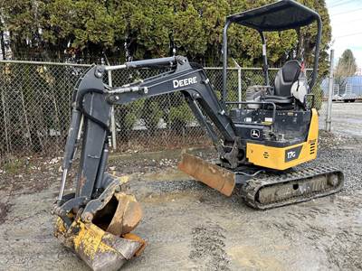 John Deere 17G Mini Excavator
