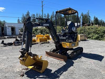 John Deere 17G Mini Excavator