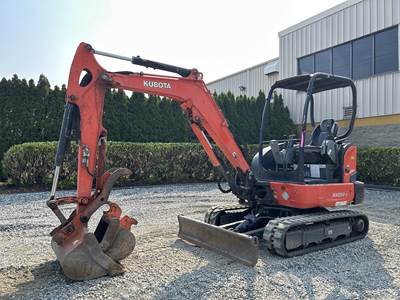Kubota KX033-4 Mini Excavator