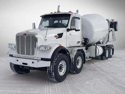 Peterbilt 567 Mixer / Ready Mix / Concrete Truck - 455HP