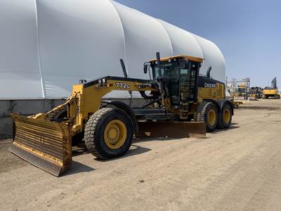 John Deere 772G Motor Grader