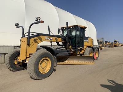 John Deere 772G Motor Grader