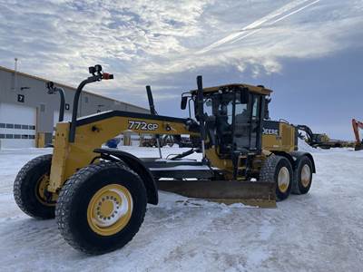 John Deere 772G Motor Grader