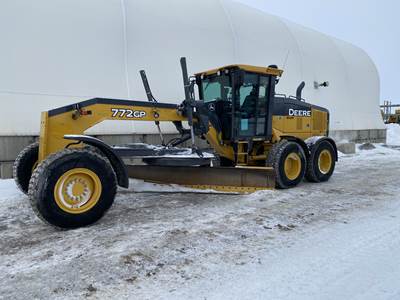 John Deere 772G Motor Grader