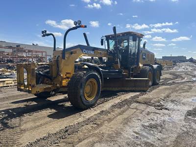 John Deere 772G Motor Grader