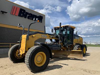 John Deere 772G Motor Grader