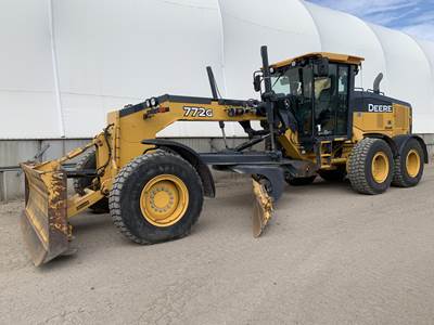 John Deere 772G Motor Grader