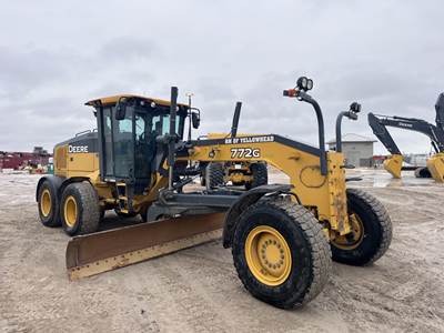 John Deere 772G Motor Grader