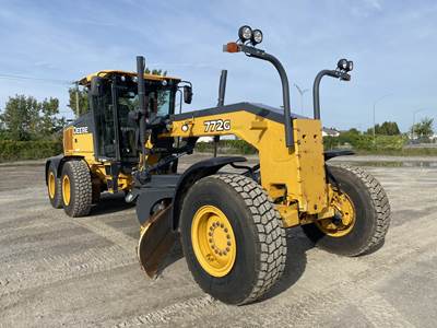 John Deere 772G Motor Grader