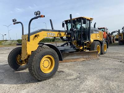 John Deere 772G Motor Grader