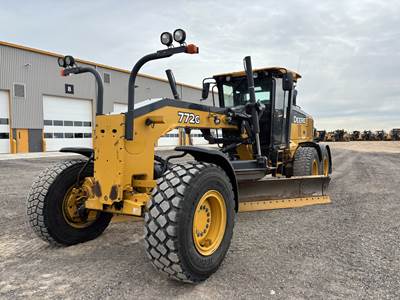 John Deere 772G Motor Grader