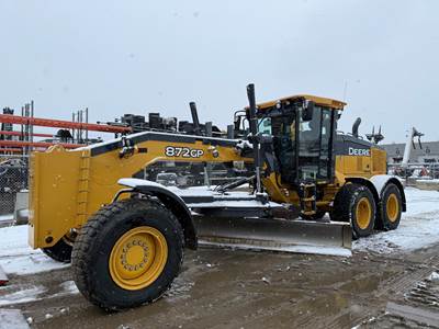 John Deere 872G Motor Grader