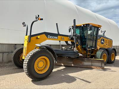 John Deere 872G Motor Grader