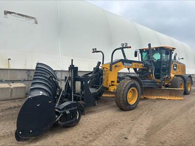 John Deere 872G Motor Grader