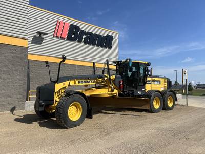 Komatsu GD655 Motor Grader