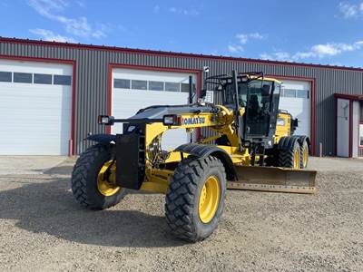Komatsu GD655 Motor Grader