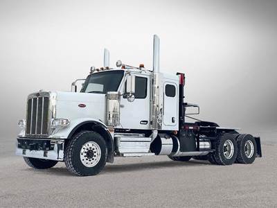 Peterbilt 589 Tandem Axle Oil Field Truck - Cummins, 565HP