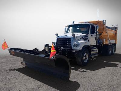 Freightliner 114SD Tandem Axle Plow / Spreader Truck - 525HP