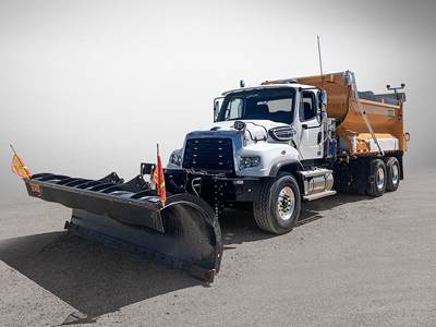 Freightliner 114SD Tandem Axle Plow / Spreader Truck - 525HP