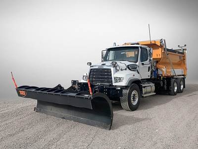 Freightliner 114SD Tandem Axle Plow / Spreader Truck - 525HP