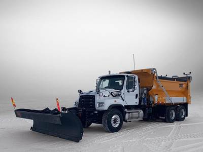 Freightliner 114SD Tandem Axle Plow / Spreader Truck - 525HP