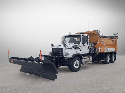 Freightliner 114SD Tandem Axle Plow / Spreader Truck - 525HP