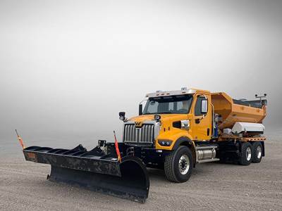 Western Star 47X Plow / Spreader Truck - 525HP