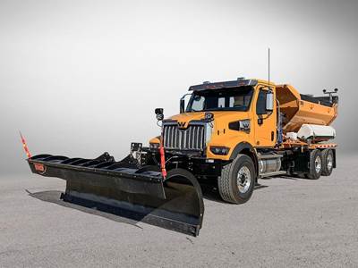 Western Star 49X Plow / Spreader Truck - 525HP