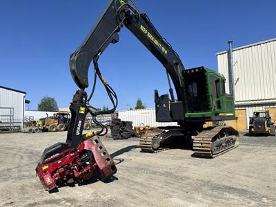 John Deere 2154G Logging Processor