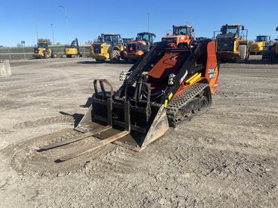 Ditch Witch SK3000 Skid Steer