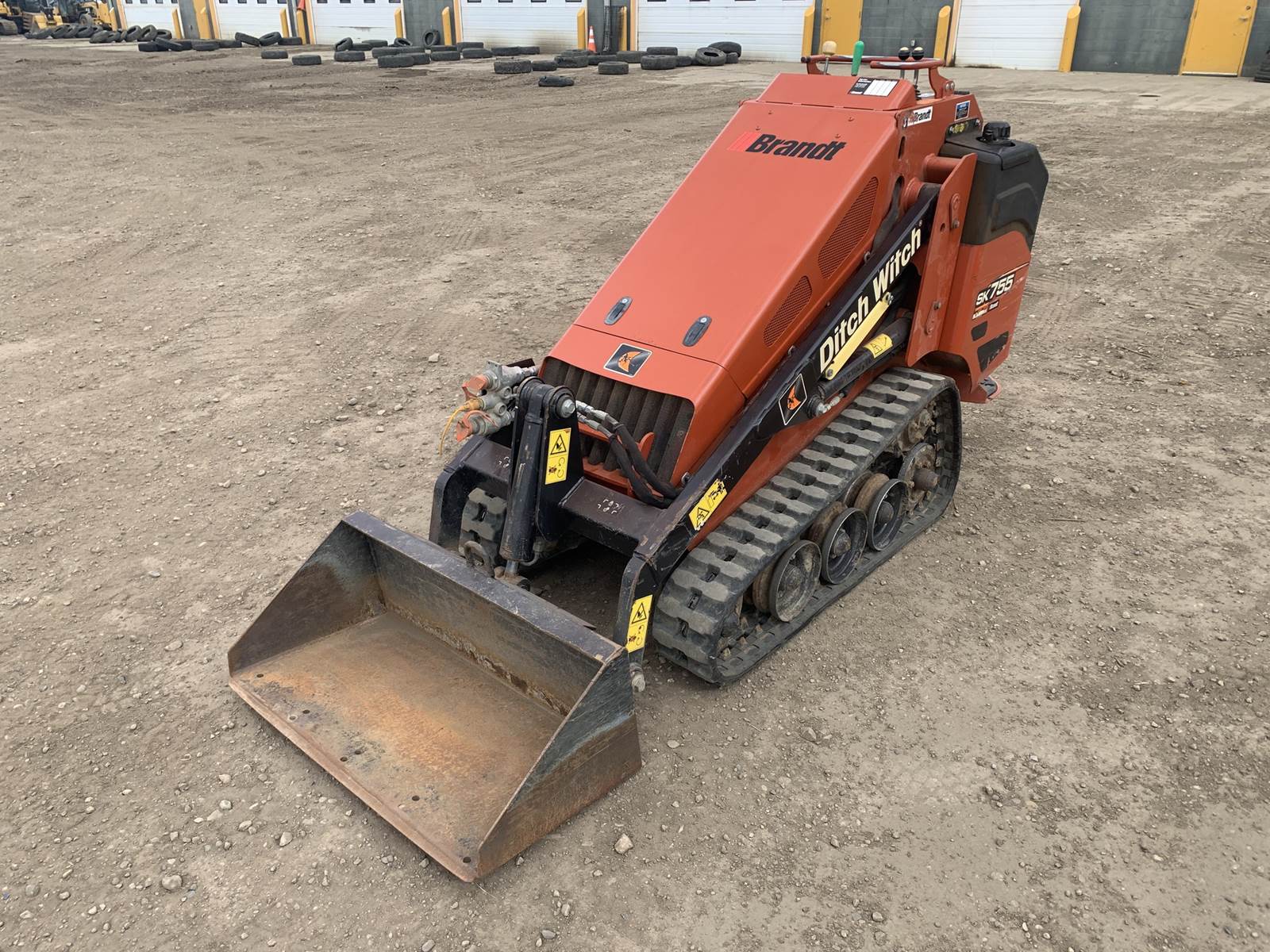 2014 Ditch Witch SK755 Skid Steer For Sale, 843 Hours Grande Prairie, AB, Canada 2U000768