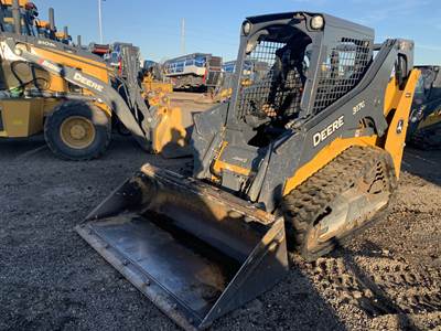 John Deere 317G Skid Steer