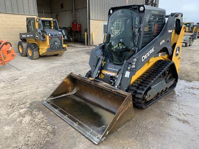 John Deere 317G Skid Steer