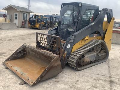 John Deere 317G Skid Steer