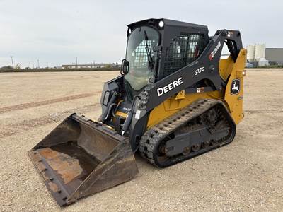 John Deere 317G Skid Steer