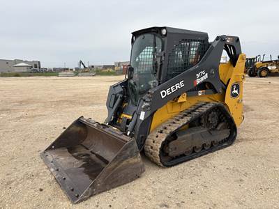 John Deere 317G Skid Steer