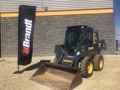 John Deere 320G Skid Steer