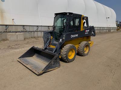 John Deere 320G Skid Steer