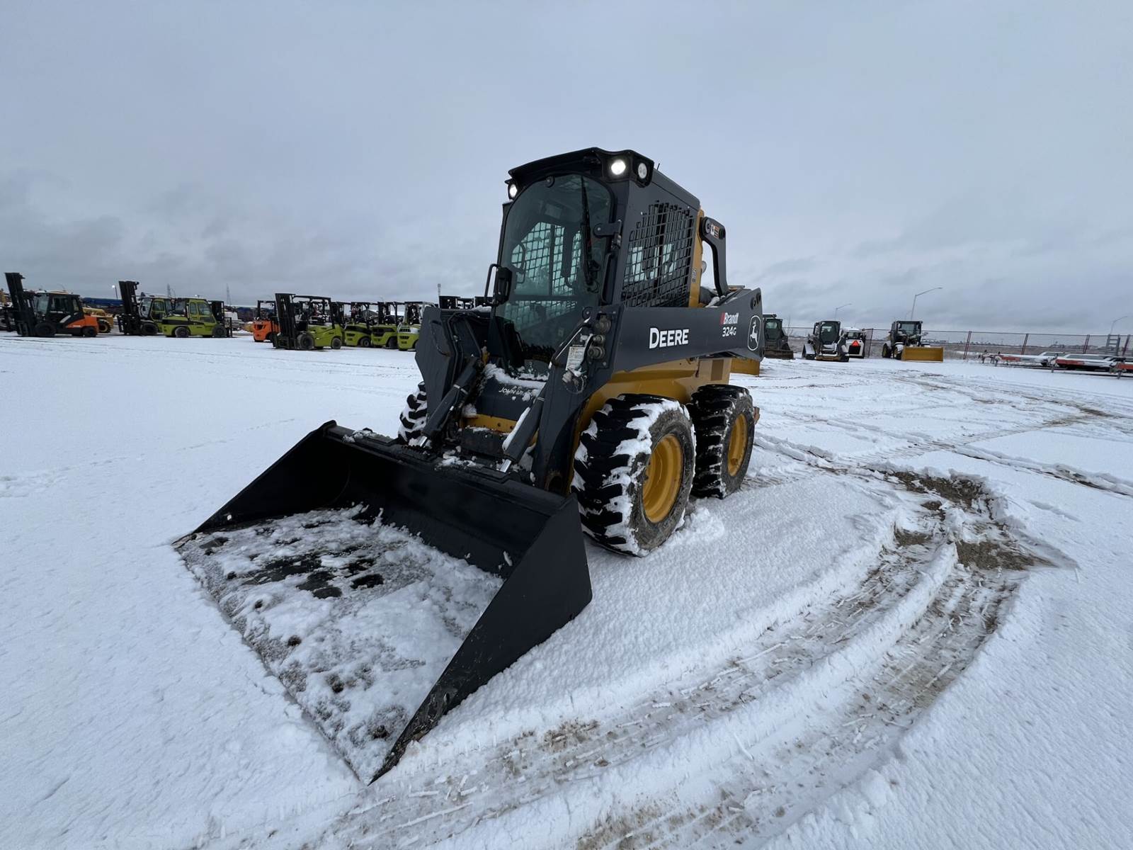 2020 John Deere 324G Skid Steer For Sale, 2,111 Hours Winnipeg, MB