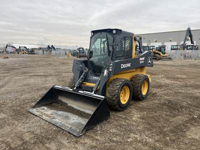 John Deere 324G Track Skid Steer