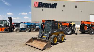 John Deere 324G Skid Steer