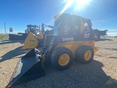 John Deere 324G Track Skid Steer