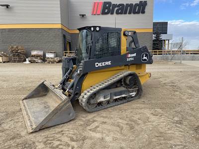 John Deere 325G Skid Steer