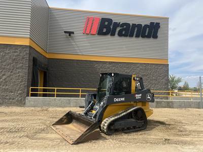 John Deere 325G Skid Steer