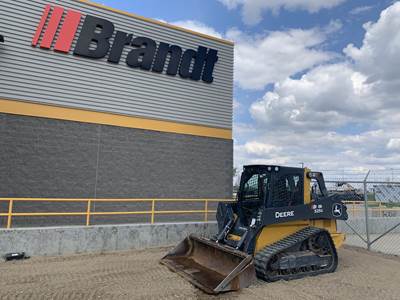John Deere 325G Skid Steer
